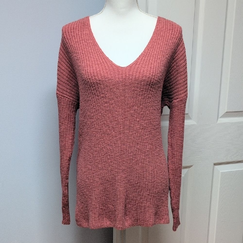 NWT LOFT Dusty Rose Ribbed V-Neck Sweater Size M